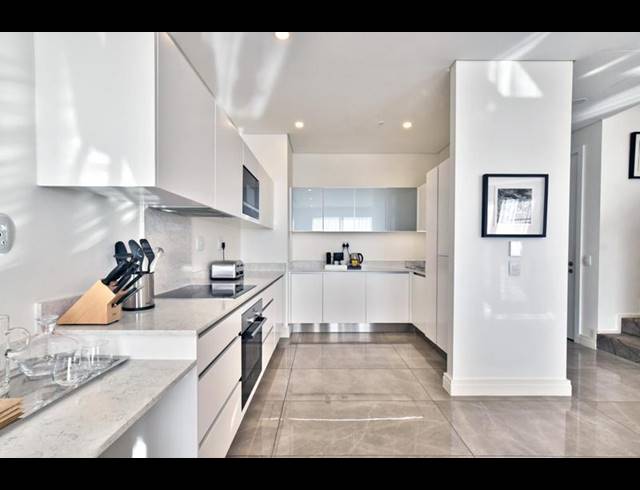 2 BEDROOM APARTMENT FOR SALE IN SANDTON CENTRAL